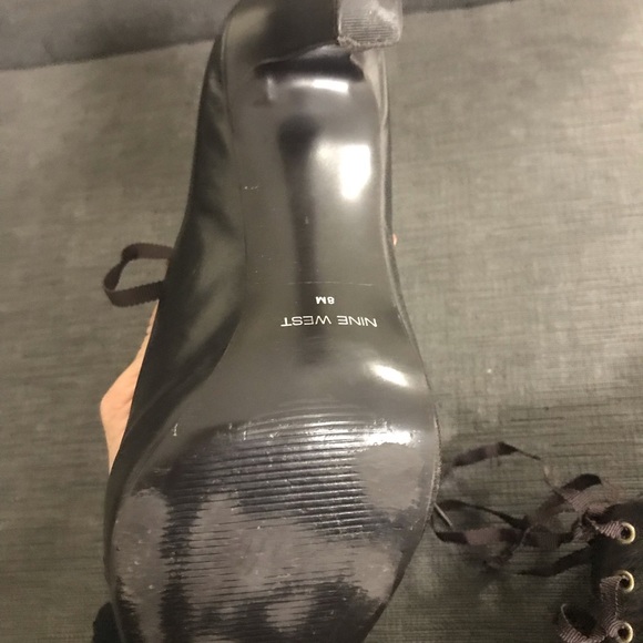 Chocolate brown booties - Picture 3 of 6